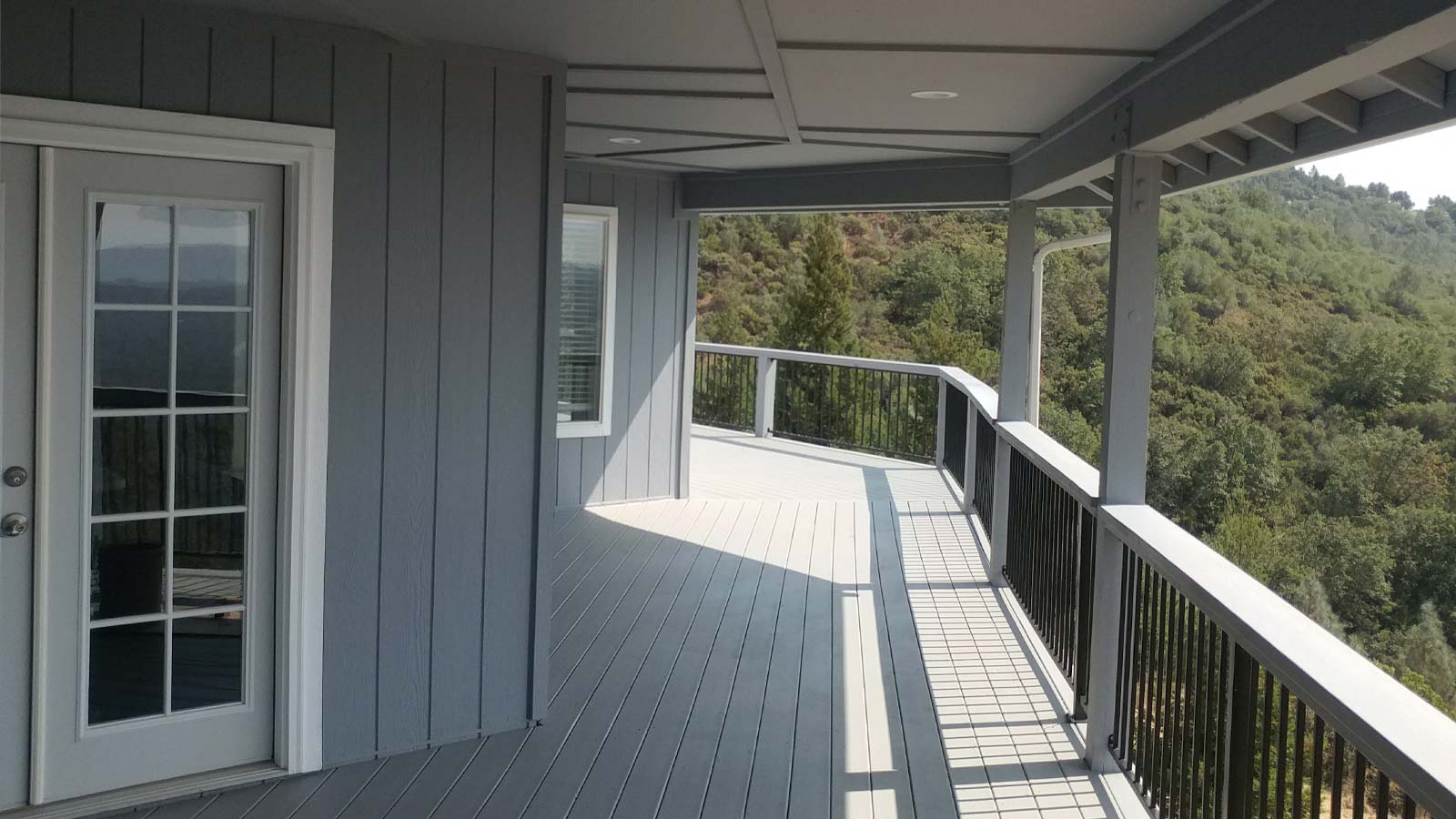 Exterior Paint & Deck